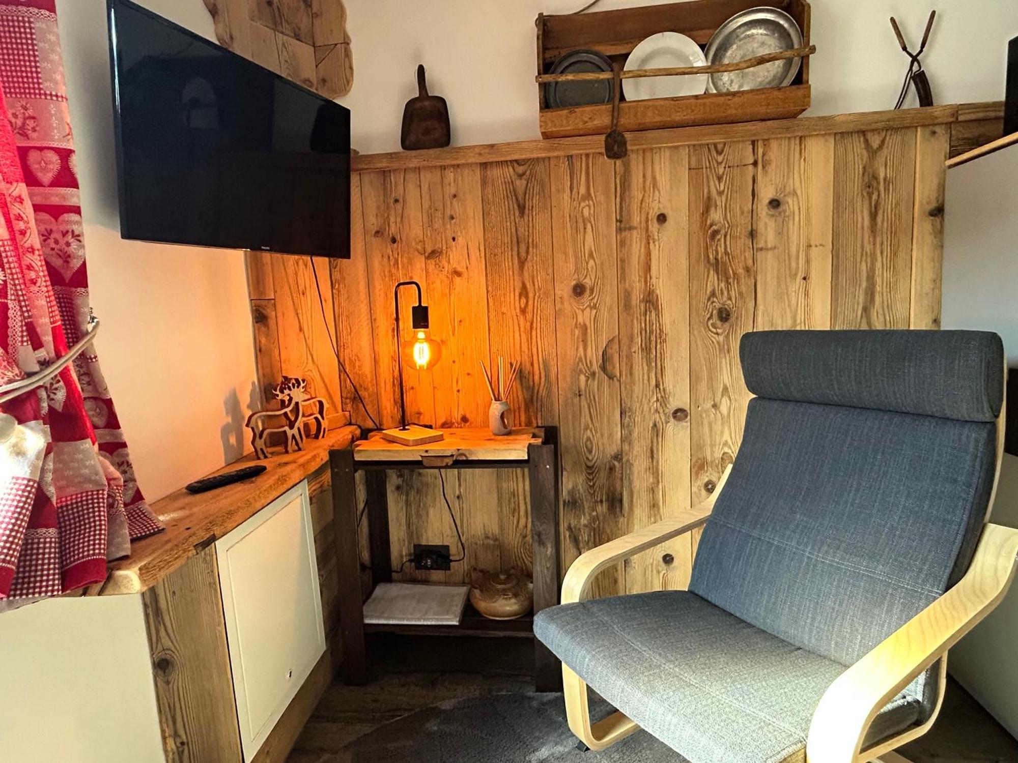 Maison Rongier Nel Centro Di Cogne Extérieur photo